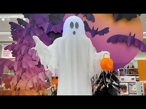 Telescoping Ghost 2023 Animatronic In-Store Demo at Target