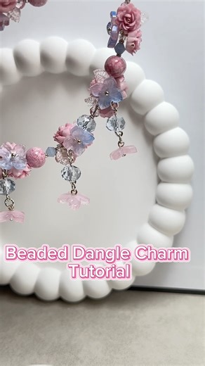 Step by step beaded dangle charm.#beadedaccessories #beadedjewellery #beadedbracelet #beading