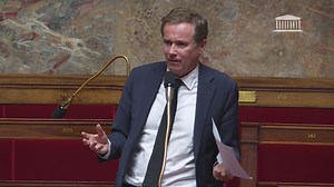 « Science sans conscience n’est que ruine de l’âme. » Il existe déjà des infractions pénales adaptées : exercice illégal de la médecine, pratiques commerciales trompeuses, mise en danger de la vie d’autrui… Pourquoi ne pas simplement appliquer le droit existant ? | Nicolas Dupont-Aignan