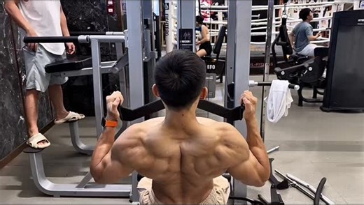 Fitness Content on Instagram: "The Back bone Training ✨"