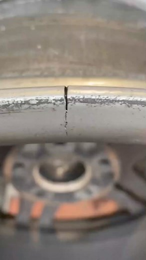 Wow so amazing welding work process #weldingtipsandtricks #stickwelding #welderquotes #welded #weldingmostwanted #fab101 #pipewelder #tigunit #weldmafia #weldingrigs #welderlife #weldinglife #welderwoman #miggagang #fabrycatedmetal #combowelder #welderindonesia #weldersassociation #welderclothing #welderholic #weldingmemes #glorifiedwelder #ratemyweld #millerwelder #spawanie | I like welding