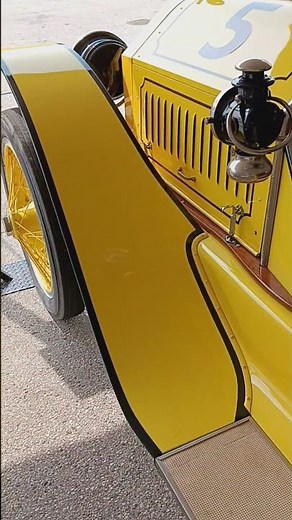 Incredible 1915 Stutz Bearcat #stutzbearcat