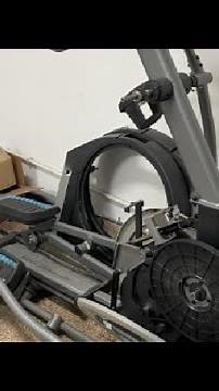 NordicTrack Commercial 14.9 Elliptical Training Machine Review, GREAT Elliptical, Very Solid