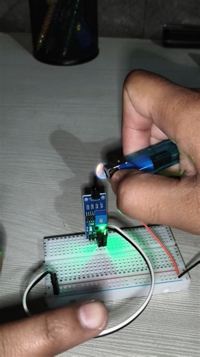 Arduino_Projects_04 on Instagram: "Fire alert using Flame Sensor #arduino #arduinoproject #fire #engineeringstudent #project"