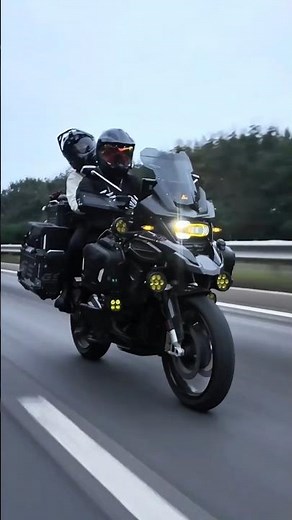 BMW R1250 GSA ADVANTURE - Why Heavy ADV Bikes Feel So Stable 🏍️⚡ #r1250gsa #bmwr1250gsa #motovlog