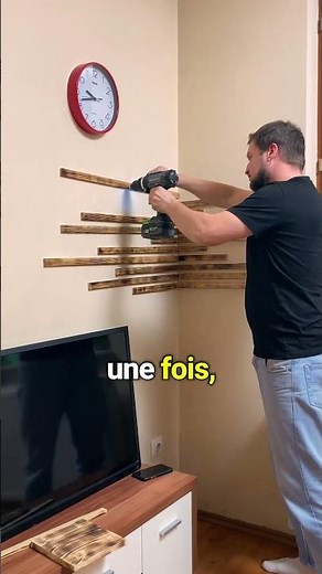 Décoration Murale Masculine : Idées DIY pour un Salon Moderne et Épuré