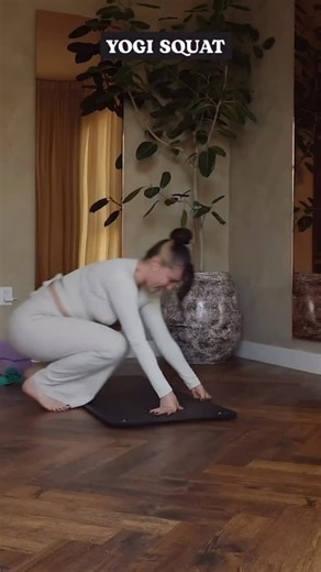 Yoga Journal on Instagram: "Follow —> @flowwithadee for follow-along flexibility #yogateacher"