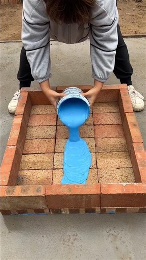 OMG! 😲 A Mini Fish Tank for My Little Daughter | how to make fishtank | #shorts #factsfetch