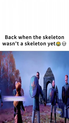 Back when the skeletonwasn't a skeleton yet😂💀#dublagem#7x7