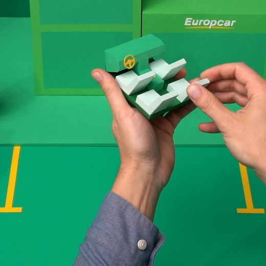 Sig ikke, at du ikke kan køre med automatgear. Imponér dine venner: sig, at du ikke kan køre med automatgear ENDNU. Kom så tilbage to minutter senere efter at have set denne video. #ReadySteadyMove 🚗 | Europcar