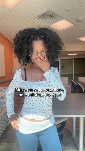 Curly Hair vs. Opps: A Girl Blogger's Perspective