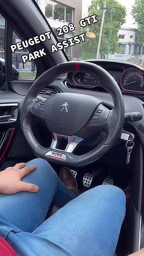 Estacionamiento con Estilo: Sensores de Estacionamiento Peugeot 208