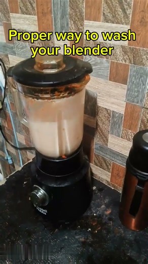 Proper way to wash your blender #relatable #fypシ゚viral #hack