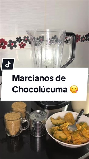 ¿Alguien puede resistirse al marciano de chocolúcuma 😋? - Si no suena el ¡CRACK! del chocolate, no quiero nada ✨Etiqueta a esa persona que te debe un marciano de chocolúcuma ✨Haz tu pedido y escríbenos por DM. #fyp #chocolate #marciano #verano #antojos