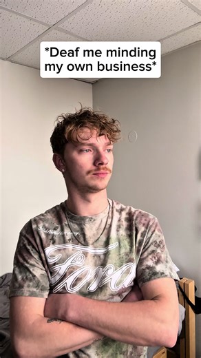 Well that was awkward… 💀 #deaf #signlanguage #funny #fyp #zyxcba | sign language