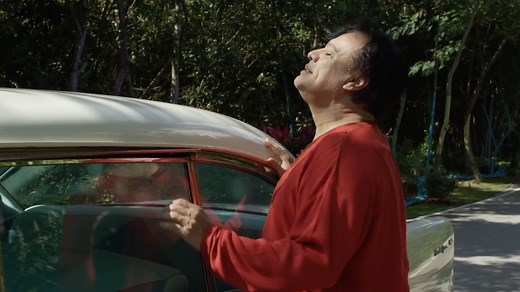 ¡Feliz cumpleaños a "El Potrillo" – Alejandro Fernández! Alejandro era amigo de El Divo y a menudo cantaba una melodía de Juan Gabriel durante sus conciertos, llamándolo uno de los más grandes compositores de nuestro tiempo. Las dos leyendas colaboraron en el éxito mundial, "Te Quise Olvidar", que fue lanzado originalmente en el '78 en el álbum “TE LLEGARÁ MI OLVIDO” de Juanga. Comparta un poco de alegría de cumpleaños para Alejandro en los comentarios a continuación y disfrute de esta canción i