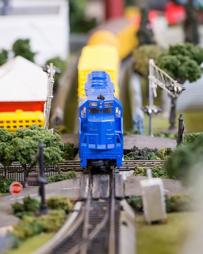 ✨ Visit Richmond, VA, and step into a world of wonder! See scaled locomotives journey through intricate displays, enjoy one-of-a-kind demos and so much more! 🚂 Come explore the Science Museum of Virginia from November 29 to December 1 for the 47th Annual Model Railroad Show. ❄️ It's the perfect way to kick off the holiday season with fun and excitement for all ages. Don’t delay. 🎟️ Get your tickets today. | Science Museum of Virginia
