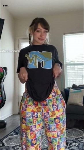 Girl clapping without hands #shorts