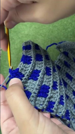 Two color pattern love crochet & knitting is live!