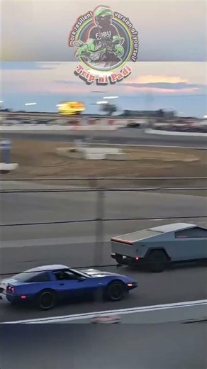 cybertruck vs corvette c4 on track🥰 #cybertruck #corvette #cars