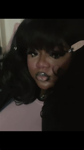 Honey (@honeys_world)’s videos with som original - loniii