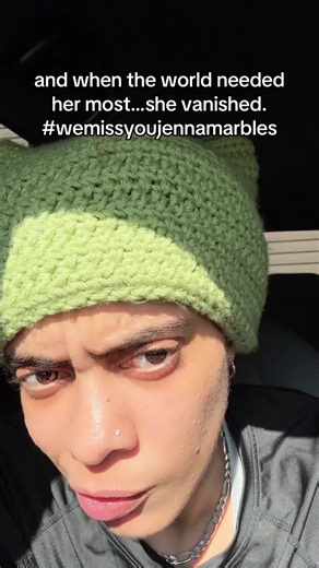 iambrookeant (@iambrookeant)’s videos with Adam vs Eve - Epic Rap Battles of History