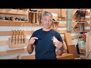 How to cut perfectly square with a handsaw ? A magnetic saw guide for miters and square cuts.