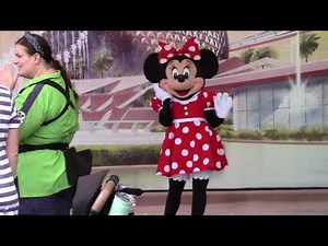 Minnie Mouse meet & greet at Epcot - walt disney world