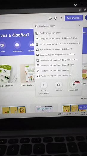 Un tutorial rápido de un fondo para zoom, pueden agregarle lo que deseen, incluso importar fotos🌻✨ #voiceeffects #canva #fondodepantalla #fondosdepantalla #zoom #gratis #viral #foryou #plantillas #fypシ #foryourpage #foryoupage #bujoideas #aprendeentiktok #studywithme #tutorial #hazlotumismo #parati