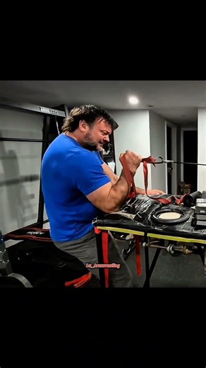 Devon Larratt: final circuit for Vitaly Laletin #armwrestling #devonlarratt