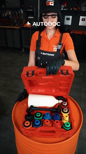 Changing engine oil and oil filter. What hacks are you using?🧡 You will find everything you need in the AUTODOC mobile app! 🔥📲 ______________________________ Over 4 million auto parts at the best prices📲 Use the active link in our bio🔝 #autodoc #autoservice #carservice #autoparts #carparts #carmechanic #girlmechanic #carsoftiktok #autohack #carrepair #autorepair #diy #tools #mechaniclife #carhacks #cartips #DIYauto #carfix #tutorials #fyp #top