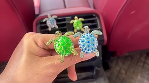 Car Air Freshener Women Car Vent Clips Decorations 2 PCS Cute Sea Turtles Car Interior Accessories Car Vent Diffuser (Green Sea Turtle, 1.6 inch)