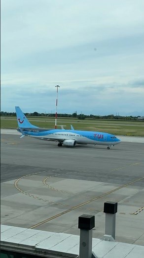 TUI Fly Boeing 737-800 ✈️ departing Trieste Airport for Frankfurt 🇩🇪