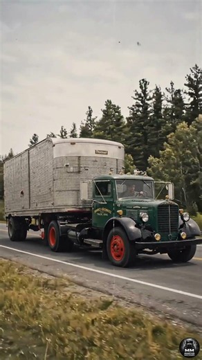 1940s Brockway Legend Trucks | The American Heavy Haulers With the "Masked" Grille #classictrucks
