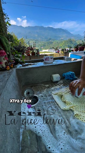 #asmrcleaning #ASMR #asmrlavando #yerilaquelava #handwash #wash #cleaning #lavadero #sonidosrelajantes #lavandoroupas #jabones #espumadejabon #ESPUMA #jabonesguatemaltecos #detergente | Yeri la que lava