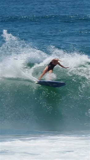 𝗜𝗡𝗡𝗘𝗥 𝗥𝗘𝗟𝗠 | The 90s sitcom intro nobody asked for.. 📡 | Instagram