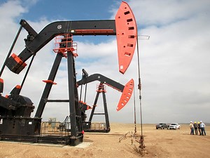 Oil by rail: Canada's way out west?