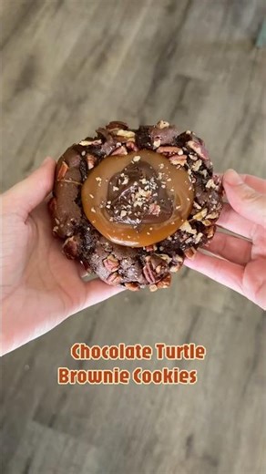 Viral Chocolate Turtle Brownie Cookies