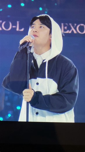 EXO Fu Bao Panda Costume Moments Compilation