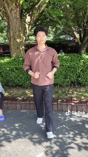 人体漂浮魔术教学 - 神奇又简单的魔法