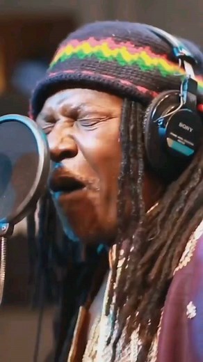 30K views · 1.7K reactions | Alpha Blondy ao vivo. | Central Reggae | Facebook