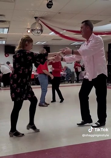 Free Beginner Carolina Shag Dance Lessons in Richmond