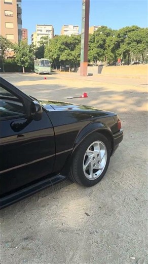 🏁 El Ford Escort XR3, el deportivo que marcó los años 80🚗 #coche #autos