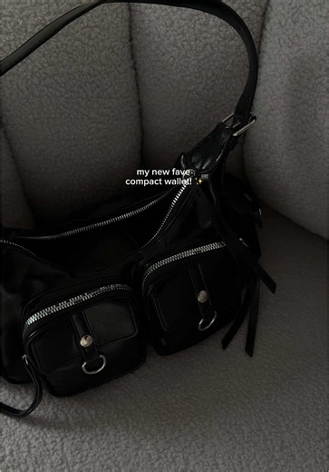 Discover My Favorite Compact Wallet in Trendy Colors