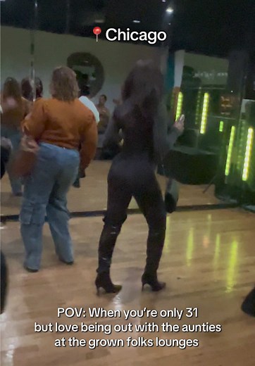 Chicago Line Dancing Experience for Young Enthusiasts
