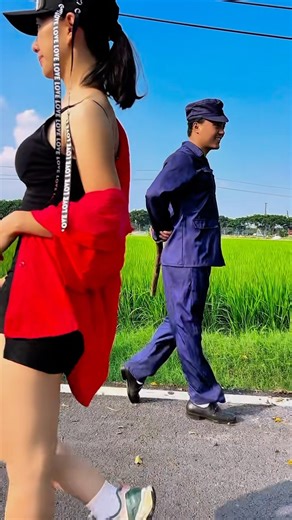 Learn Michael Jackson Moonwalk in 1 Minute | #shorts #shortsviral #youtubeshorts