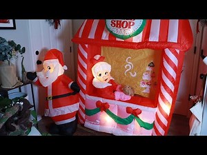 Gemmy 2025 Christmas Airblown Inflatable 6ft Santa & Mrs. Claus Bake Shop Review