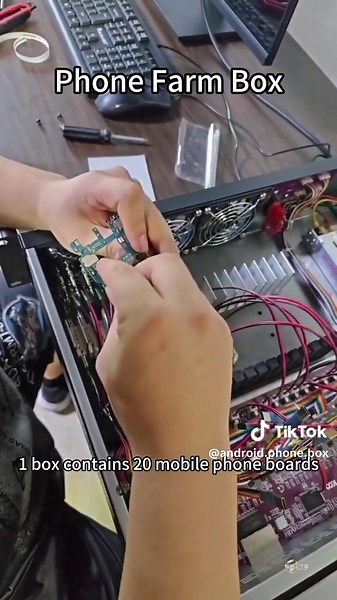 Optimización de Phone Farm Box para Click Farms