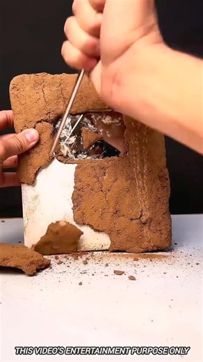 I found YouTube golden play button on road || O My God || 🥹🎁 #shorts #ytshorts #shortsvideo #viral