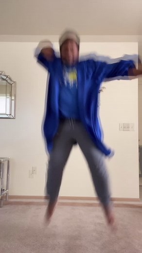 #hsmchallenge what year did you graduate from high school? I graduated in 2013 #jasonalexanderple #highschoolmusical #dancing #thatbackfliptho